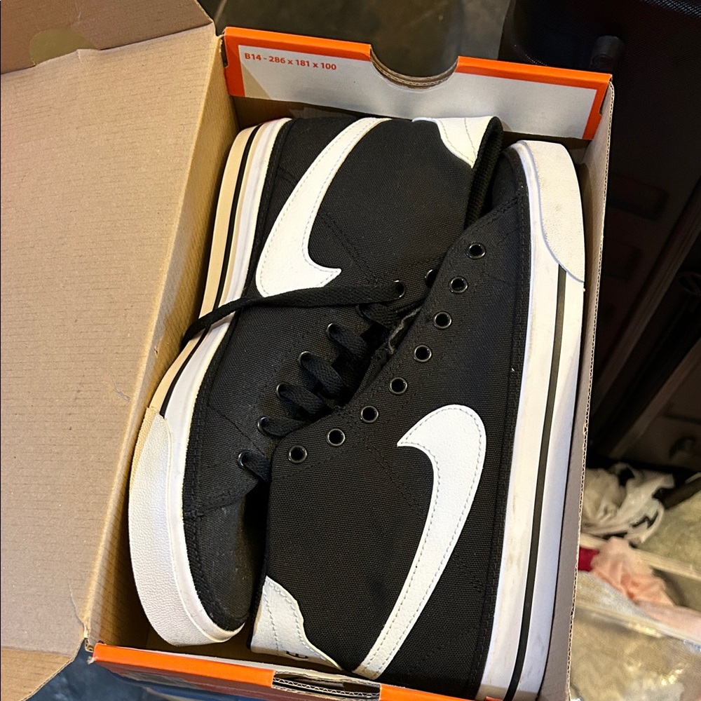 Brand new high top Nikes